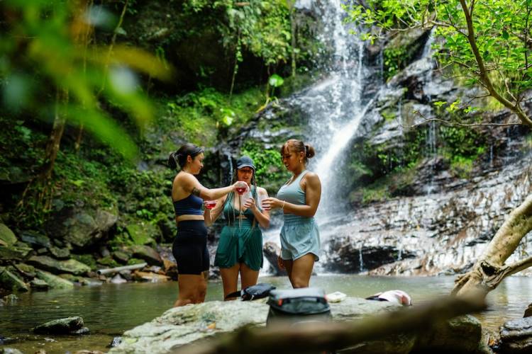 oahu waterfalls likeke