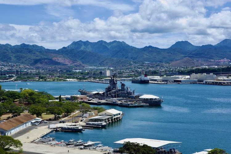 pearl harbor boat uss missouri