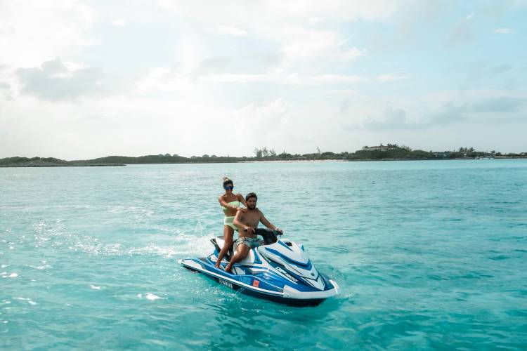  Oahu Jet Ski Rental, Kayak Rentals in Oahu